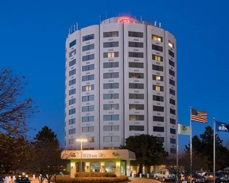 Hilton Chicago/Oak Lawn Hotels in Cook County