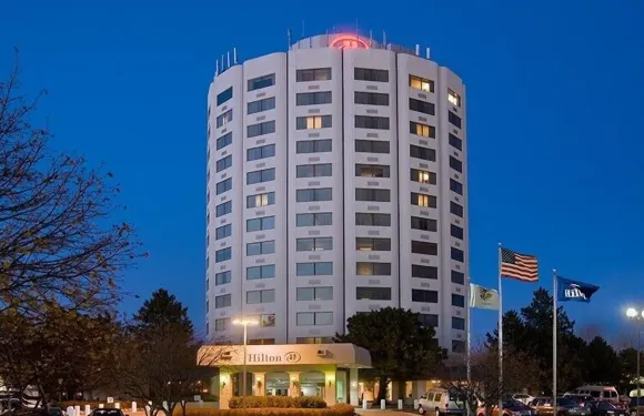 希爾頓芝加哥-橡樹草坪