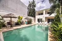 Casa Esmeralda w/ Pool Access & Furnished Patio! - Villas