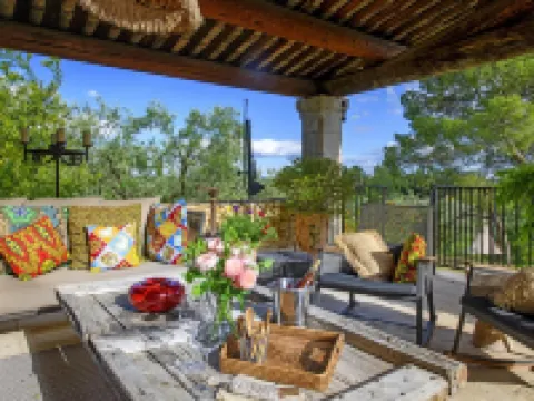 Mas Cicada Hotels in Paradou