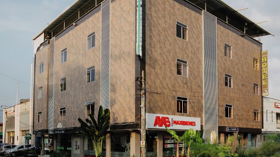 Hotel Plataneras Plaza