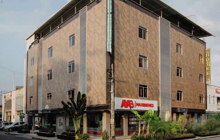 Hotel Plataneras Plaza