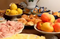 Hotel Plaza - breakfast