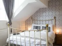 Ellerbrook House