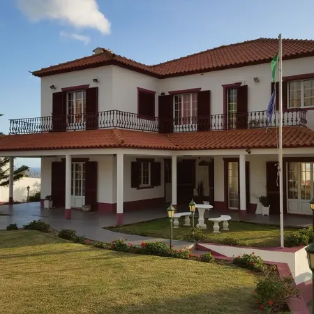 TOURIST VILLA in Ponta Delgada, São Miguel up to 8 pax w/ sea view