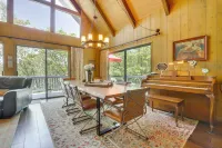 Lake Arrowhead Family Home w/ Game Room - موقف سيارات
