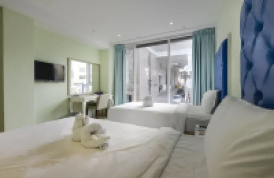 高雄獅子王商務旅館