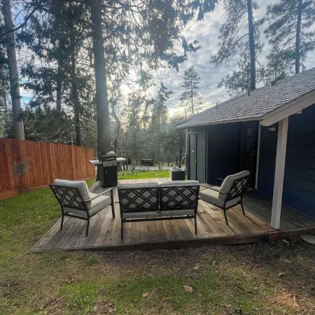 Yosemite Sky Getaway - Newly Remodeled, 2 King Beds, EV Charger, RV/Boat Parking