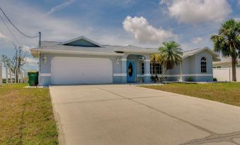 Port Charlotte Home w/ Pool - 8 Mi to Beaches!