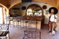 Hacienda Suites Loreto - bar