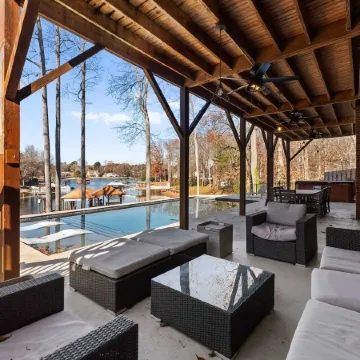 Winding down by Avantstay Sleeps 20 + Dock, View