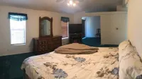 Lounge On The Lake In Privacy/Fly-in Friendly