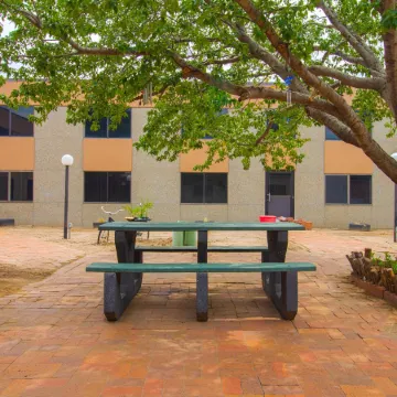 HomeTown Inn by OYO - Liberal, KS