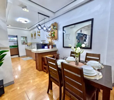 Bloomstone 3Br Family Suite Comfort & Convenience in General Santos City - 홈스테이