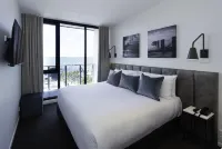 Oaks R Suites Geelong Hotel a Geelong