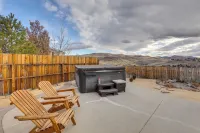 Mtn-View Haven w/ Hot Tub! 28 Mi to Mt Rose Ski