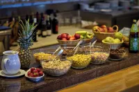 Airport-Hotel Fortuna - Breakfast