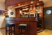 The Originals City, Hôtel les Océanes, Lorient - bar