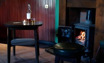 The Hopetoun Arms Hotel