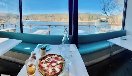 Honesdale Escape ~ A Place to Remember.