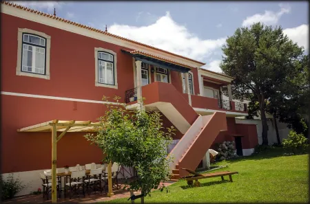 Manor House 5 min from the Santa Cruz Beach and 50 min from Lisbon