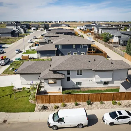 Quiet Executive 2-Bed, 2-Bath Upper Suite | Private Entry | Ideal Longer Stays