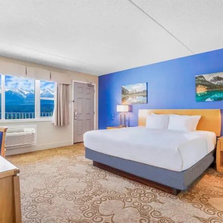 Days Inn by Wyndham Golden