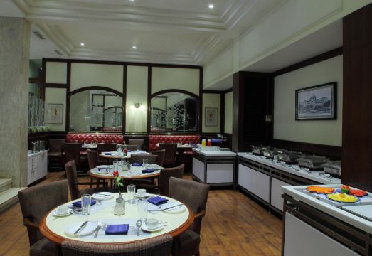 Regency Hotel Santacruz Over view