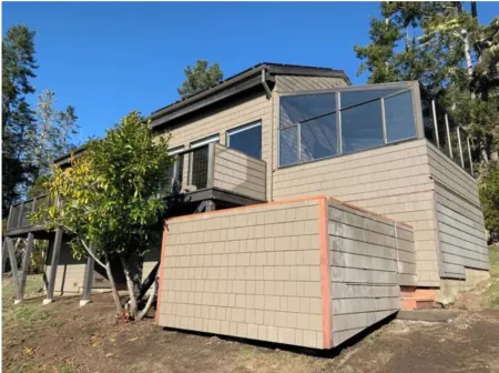 Seaward Bliss ★ Private Hillside Retreat