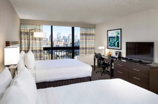 Peachtree Hotel Midtown Atlanta Hotels near Coca-Cola