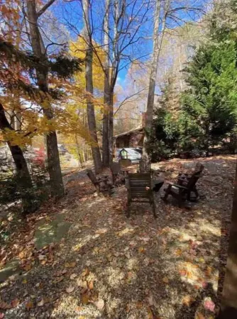 Spacious Farmhouse in Maggie Valley