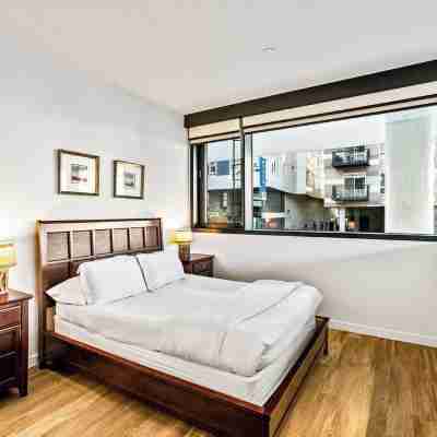 広々と開放的なコーナーロフト - 92歩行スコア Rooms