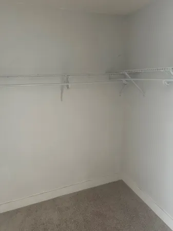 Are you looking for a cozy room to rent in a prime location? Look no further! Отели в г. Айвис-Истейтс