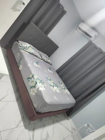 Charming 1-bedroom apartment with AC, WiFi in beautiful Saint George Отели в г. Сент-Джорджес