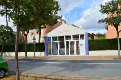 Ipanema Resort 1 Hotel in zona Camping Antilla