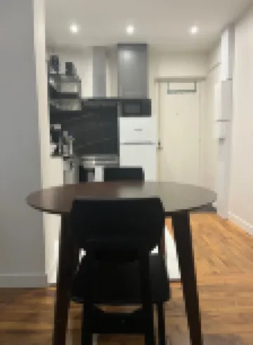 Cosy apartment next to metro 7