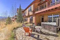 Gorgeous Fraser Townhome w/ Private Hot Tub! - Pet friendly