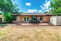 2 Mi to Kyle Field: Bryan Home w/ Fenced Yard - بيت ضيافة