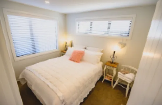 Beach House on Beachville Hotels near Sumner