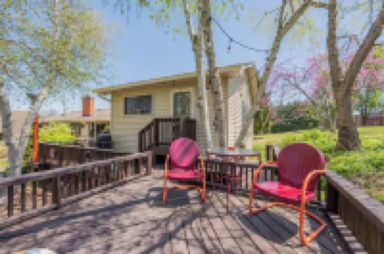 Find your Happy Place at our Country Cottage!!