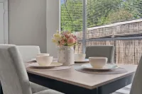 Spring Escape - 7 Miles From IAH