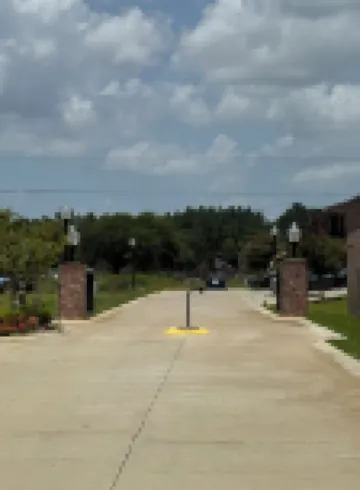 Nice 2-bedroom condo with comfort & amenities all in one. 2023 뷰리가드 파리쉬 호텔