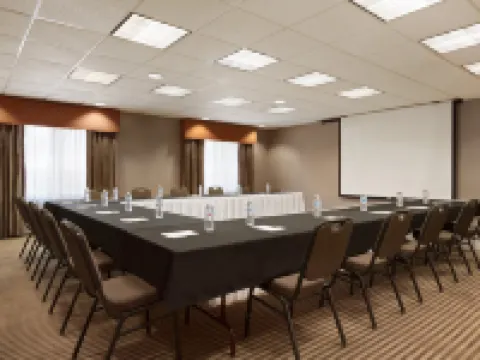 Hampton Inn & Suites Phoenix Glendale-Westgate Hotels in Glendale