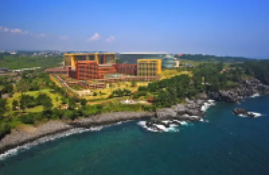 Jeju Booyoung Hotel Hotels near Jungmun Beach