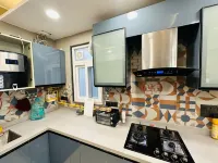 4bhk luxurious flat near airport