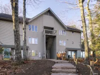 Wintergreen Ski Resort Condo w/ Golf Access! Hotels in Nelson County