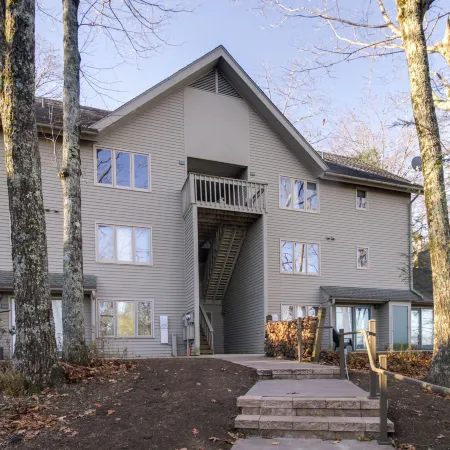 Wintergreen Ski Resort Condo w/ Golf Access!