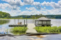 Boat, Fish & Unwind: Waterfront Gem in Pocono Mtns - Wifi