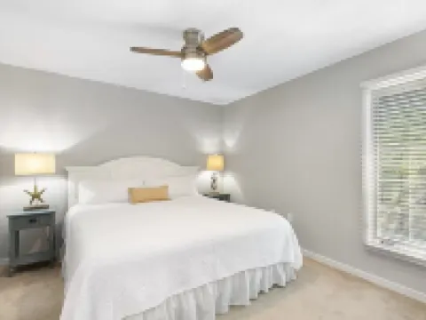 Newly Renovated Villa Steps From the Beach! Hotels in Kiawah Island