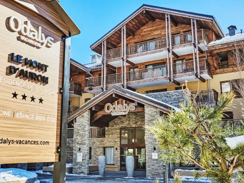 Résidence Odalys le Mont d'Auron Hotels in Auron